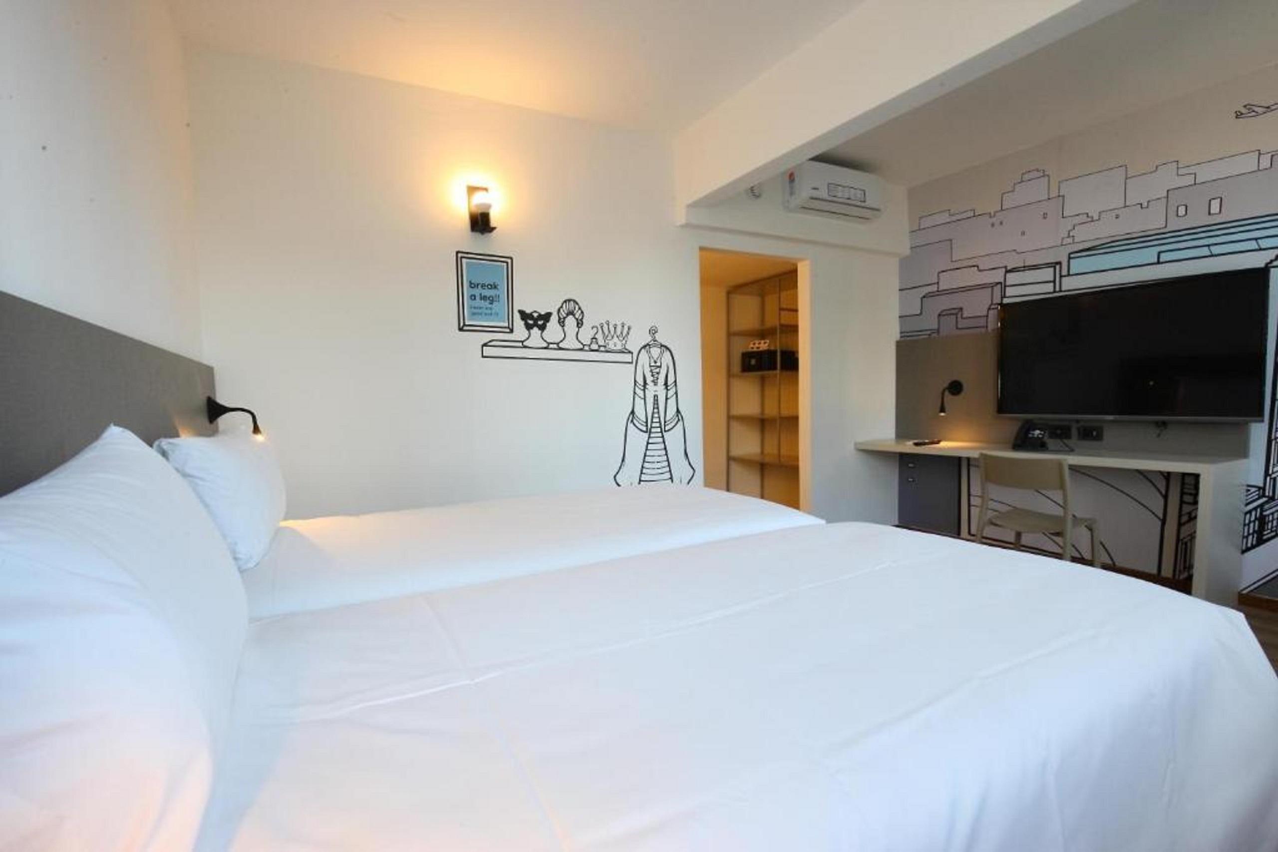 Ibis Styles Florida Hotel
