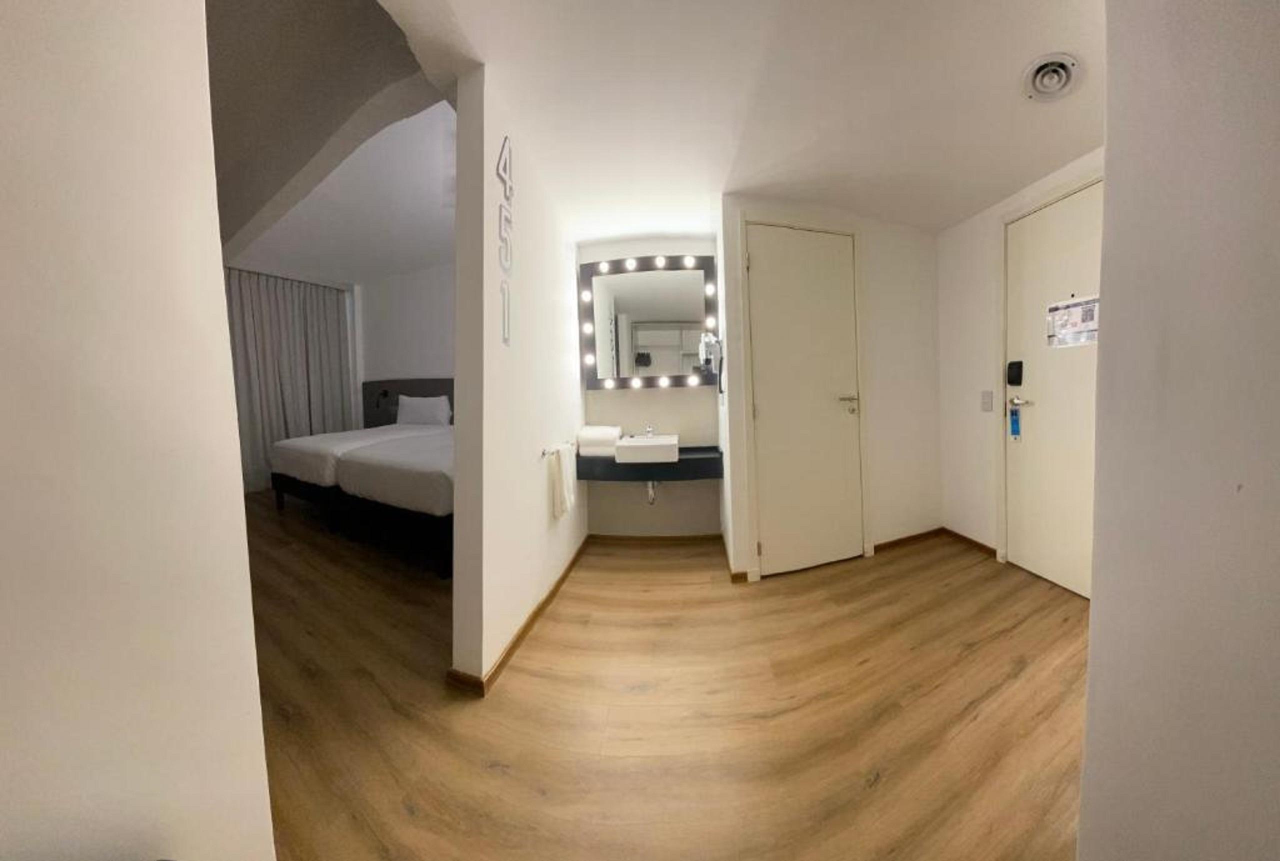 Ibis Styles Florida 3*